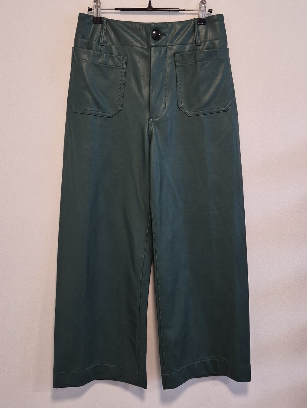 Maeve The Colette Faux Leather Green Stretch Wide Leg Pants Cropped Size 28 - Picture 2 of 9